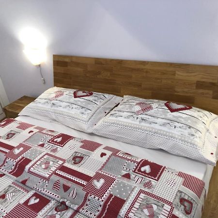 אאוסטה Palu Vacanze: Cuore Del Centro Storico מראה חיצוני תמונה