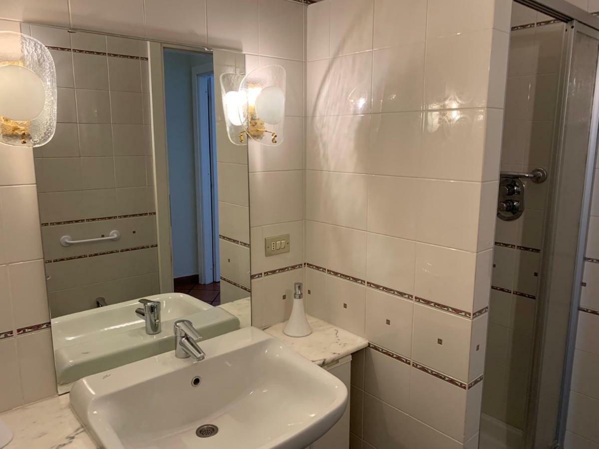 אאוסטה Palu Vacanze: Cuore Del Centro Storico מראה חיצוני תמונה