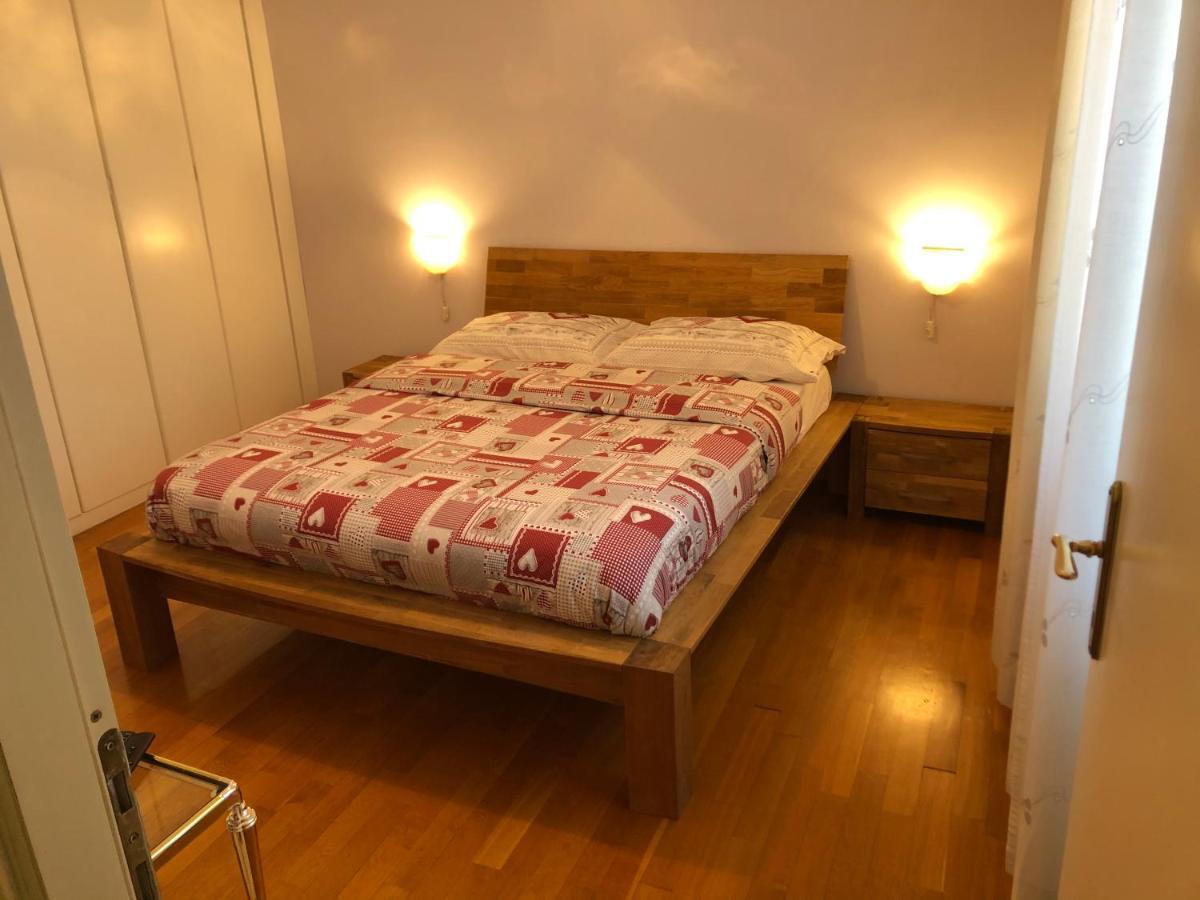 אאוסטה Palu Vacanze: Cuore Del Centro Storico מראה חיצוני תמונה